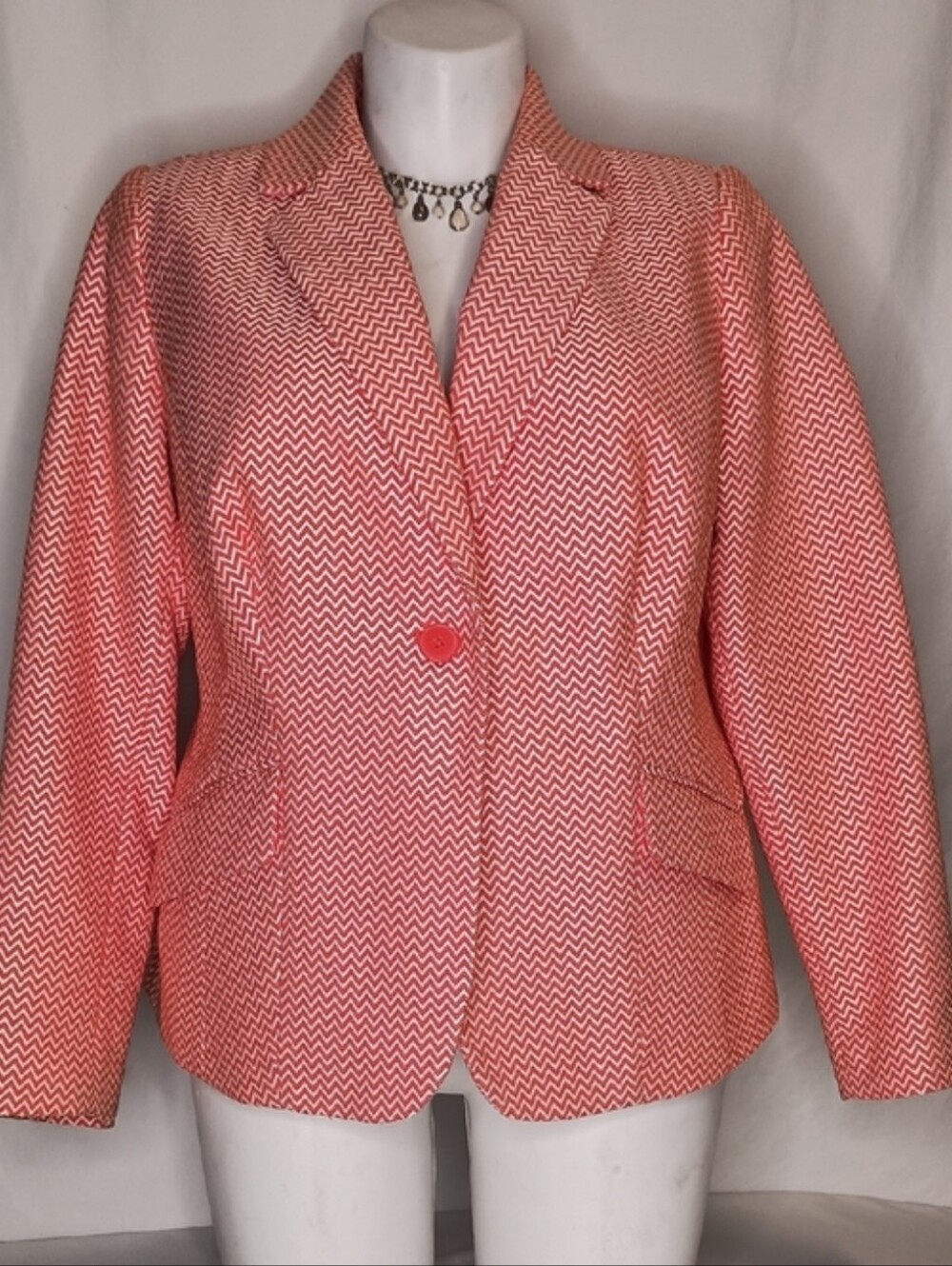 Liz Claiborne Chevron Textured Cotton Blazer Coral Maximalist Dopamine Dressing
